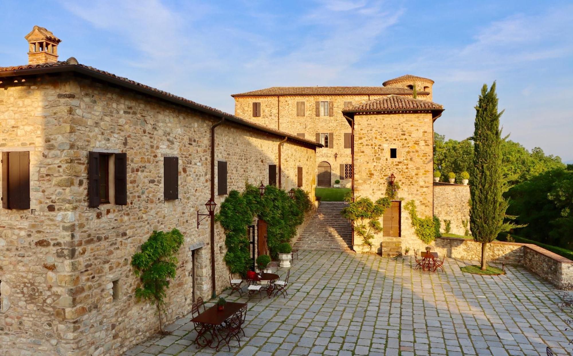 הוילה Castello Di Viano מראה חיצוני תמונה