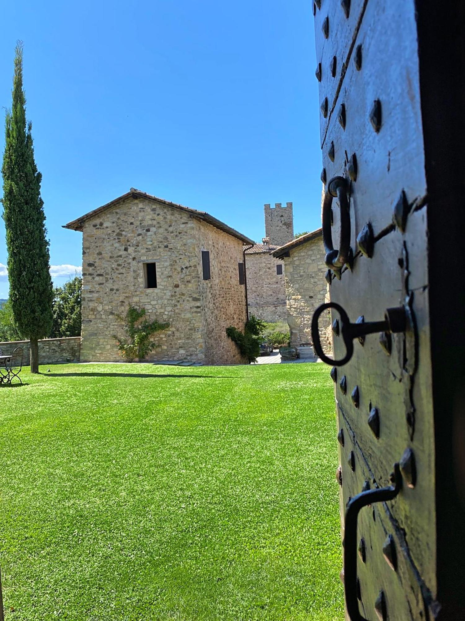 הוילה Castello Di Viano מראה חיצוני תמונה
