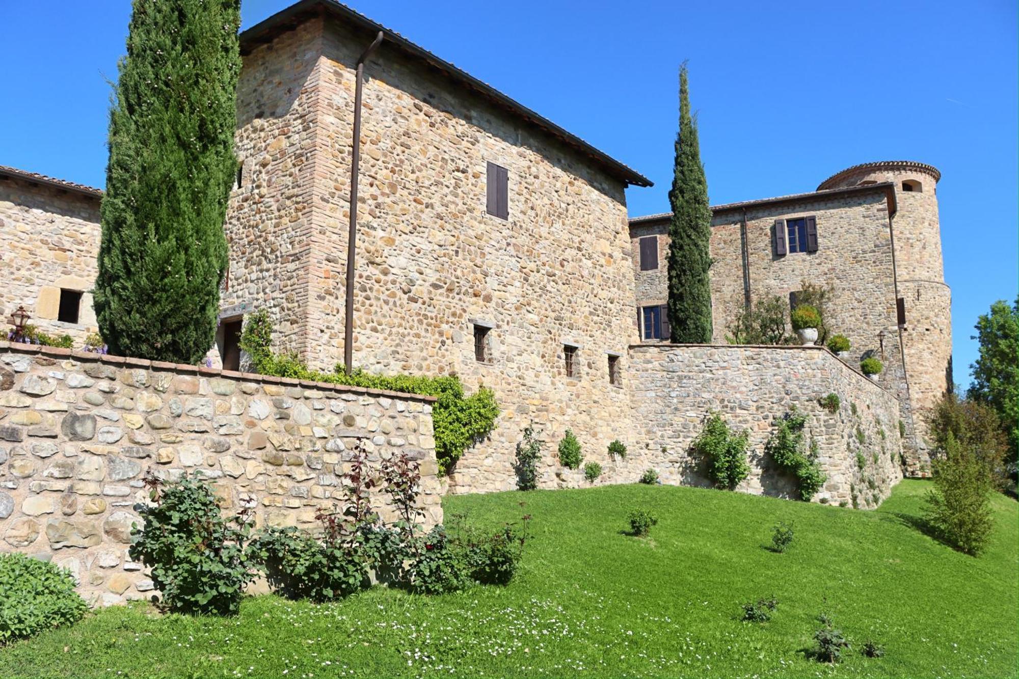 הוילה Castello Di Viano מראה חיצוני תמונה