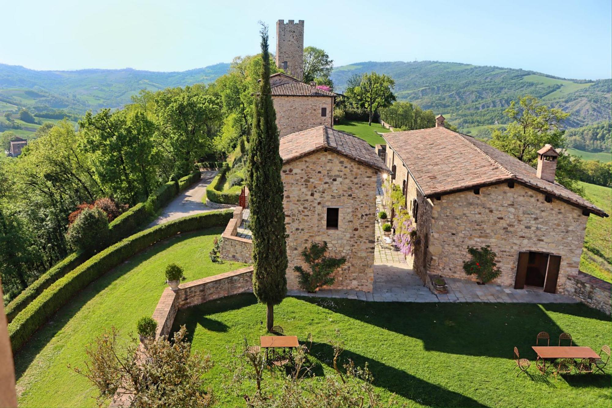 הוילה Castello Di Viano מראה חיצוני תמונה
