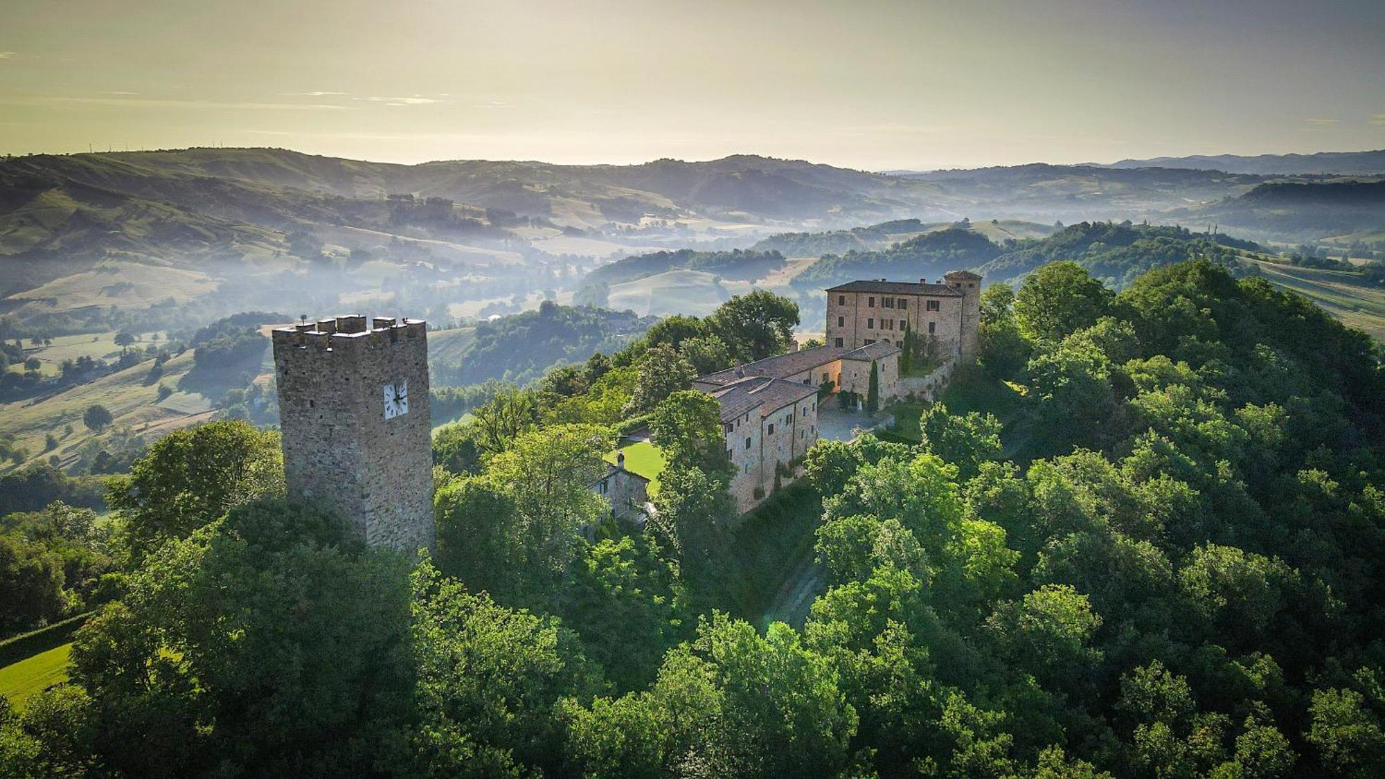 הוילה Castello Di Viano מראה חיצוני תמונה