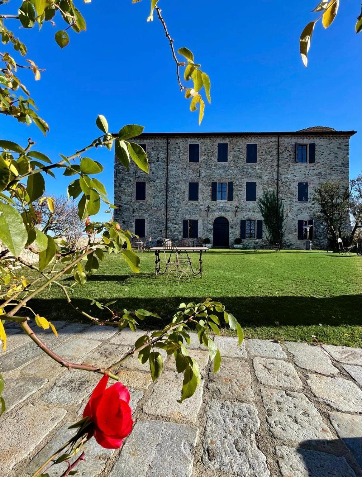 הוילה Castello Di Viano מראה חיצוני תמונה